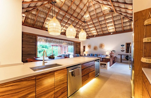 Santa Maria Huatulco Villa | Where Beachside Serenity Meets Architectural Elegance
