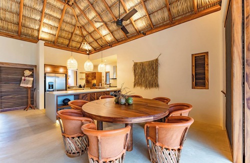 Santa Maria Huatulco Villa | Where Beachside Serenity Meets Architectural Elegance
