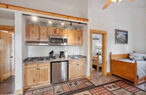 Lakeside Cabin | Whispering Pines, Flathead Lake Rental Cabins