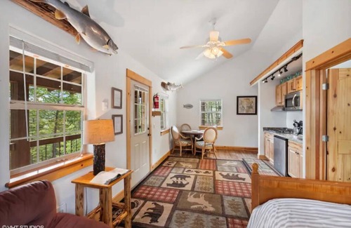 Lakeside Cabin | Whispering Pines, Flathead Lake Rental Cabins