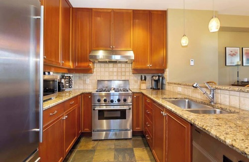 Nordic Estates House | Whistler townhouse w/hot tub & ski access