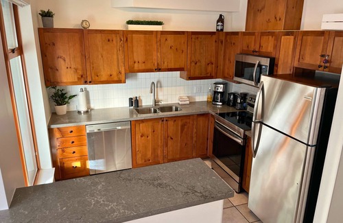 Village North House | Whistler Village | 2BR/2BA Condo | Hot Tub + Pool | Walk to Lifts | FREE Parking