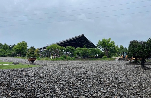 Dongshi Bed & Breakfast | White Horse & Star Garden Inn