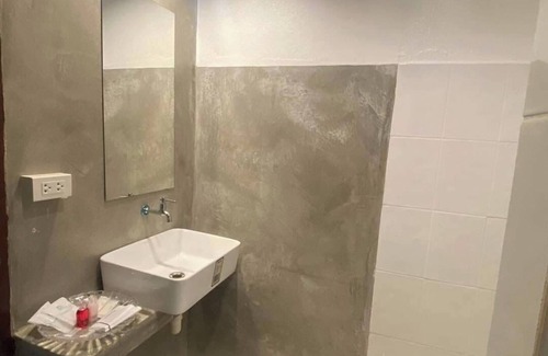 Bai Lan Hotel | White house bailan resort