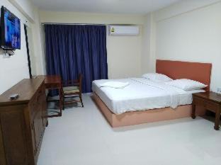 Nong Bon Hotel | White House Bizotel