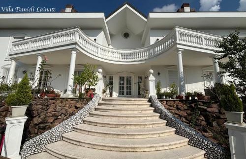 Grancia Apartment | White House