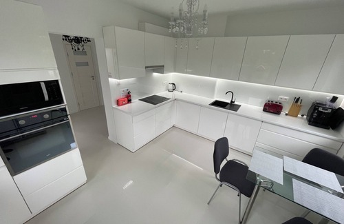 gmina Mogielnica House | White House Izabelin close to Warsaw Poland (WhiteHouseIzabelin.pl)