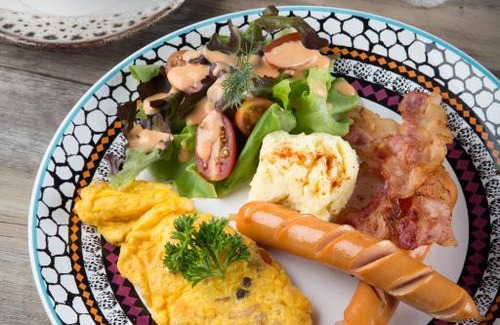 Bang Lamphu Lang Hotel | White Ivory Bed And Breakfast