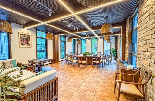 Enshi Hotel | White Magpie Mountain Residence