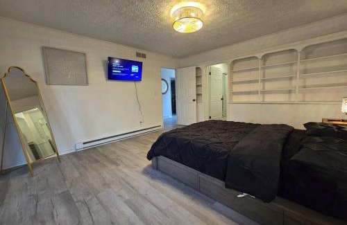 Streetsboro House | White Tail Run At Heron Hill Retreat Hot Tub Lake!