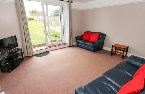 Haverfordwest House | White Thorns