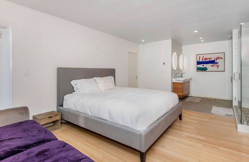 Laguna Beach Condo | White Water and Amazing Sunset Views at Famous Heisler Park Sand Beach Location