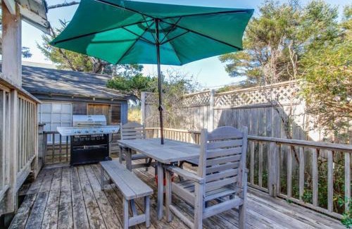 Neskowin House | White Wing