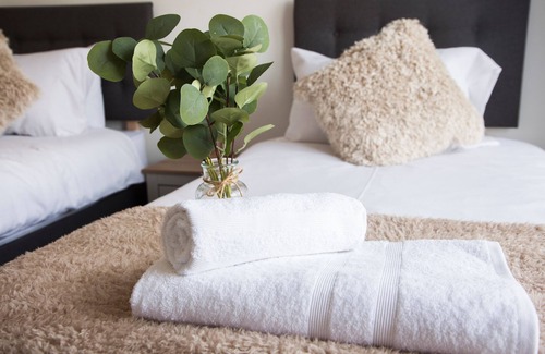 Doncaster Apartment | Whiterose Roundabout Apartment