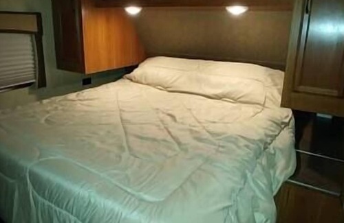 Elba House | Whitewater Riverside Camper Adults Only