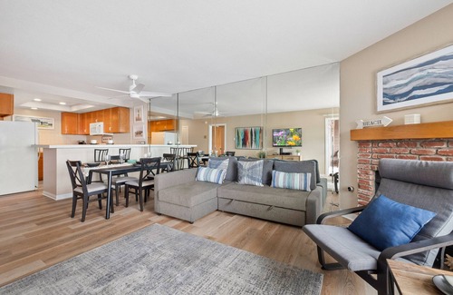 South Oceanside Condo | Whitewater Village Retreat B Ocean-view condo with private deck, fireplace, & easy beach access