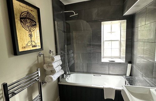 Sheffield Hotel | Whitley Hall Hotel