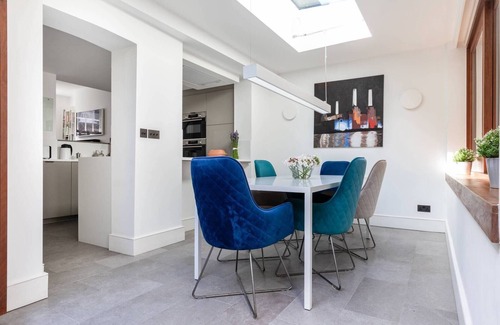 Waterloo Apartment | Whittlesey Street II by onefinestay