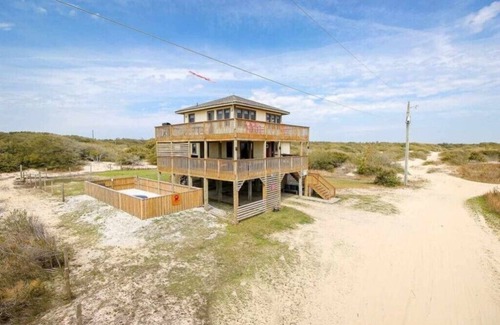 Corolla House | WHO IS READY FOR SUNSHINE AND SAND?! PACK YOUR SENSE OF ADVENTURE & COME VISIT!