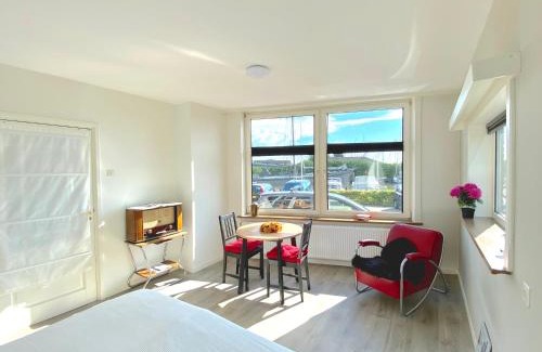 Monnickendam Apartment | Who's Anton for you or two, Monnickendam near Amsterdam