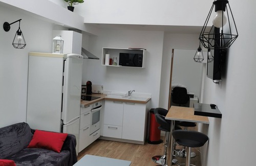 Belle-Beille Apartment | Whole house 10 minutes from Angers center
