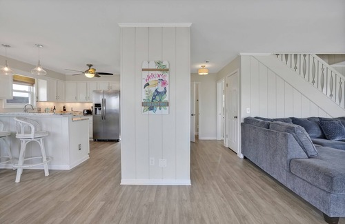 North Carolina Coast House | Whole House! Sleeps 16. 5 bed 3.5 bath Luxory that is steps from the sand!