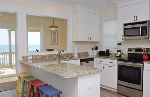 Surf City House | Wholly Mackerel - Oceanfront, 2 Bedroom, Adorable Cottage in Surf City! Dog