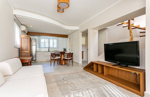 Canto da Lagoa Apartment | WI-FI 200MB | Duplex in Lagoa da Conceição #LA08