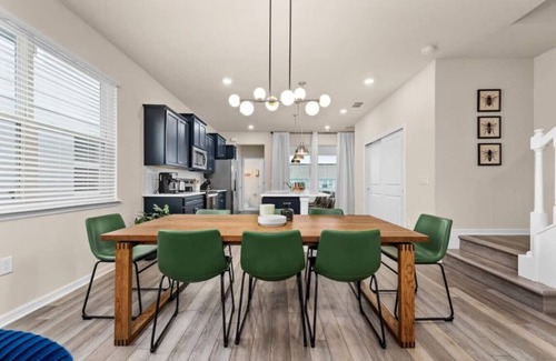 Davenport House | WI3277 Luxury 5BR Windsor Island Resort Home Near Disney | Pool