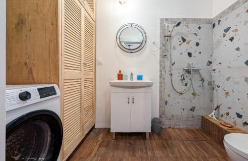 Krzyki Apartment | Wichrowa Comfort Zone Apartment by BookingHost