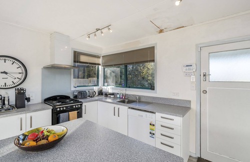 Waitarere Beach House | Wicks Whanau - Waitarere Beach Holiday Home