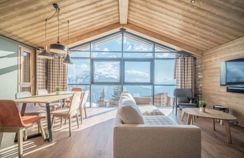 La Rosiere Apartment | Wifi, 100m from ski slopes, 4th floor, view village, swimming pool, sauna, hammam, tv, ski locker