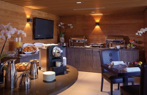 Bergers Apartment | Wifi, 250m from ski lifts, fitness, swimming pool, hammam, balcony, tv, 55m², Alpe d'Huez