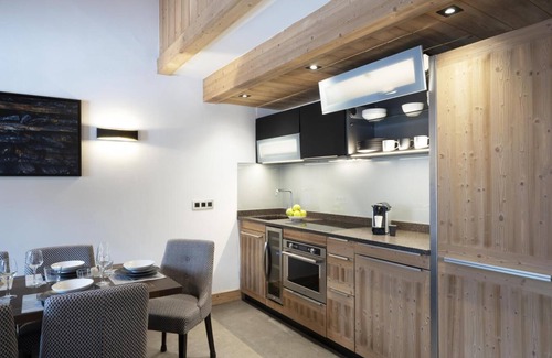 Les Avanchers-Valmorel Apartment | Wifi, ski-in/ski-out & foot of the slopes, fitness, swimming pool, balcony, parking, tv, ski locker