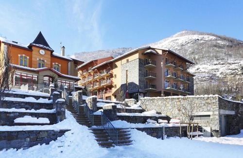 Ax-les-Thermes Apartment | Wifi, ski lifts base, fitness, swimming pool, sauna, parking, ski locker, 23m², Ax-Les-Thermes