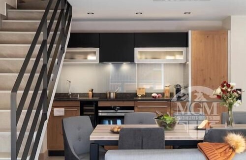 Les Avanchers-Valmorel Apartment | Wifi, view village, swimming pool, sauna, hammam, balcony, parking, tv, ski locker, 100m², Valmorel