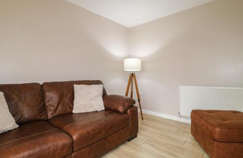 Beeley House | Wigley Farm House Cottage