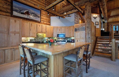 Steamboat Springs Cabin | WILD BLUE LODGE an incredible, ski out duplex