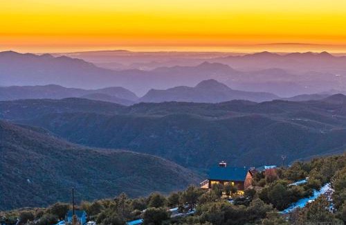 Julian House | Wild Moon Ranch Pickleball, Cedar Tub & Views