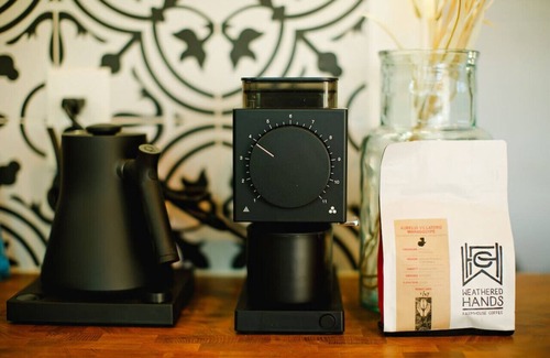 Dripping Springs House | Wild Oak Cottage, Cabin on cliff w pro coffee!