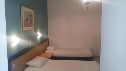 Ipsos Hotel | Wilde Rose Hotel