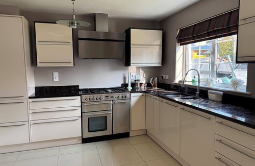 Ennis House | Wildflower Way - Luxury 4-Bed Gateway to Ireland’s Wild West