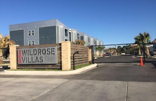 Brownsville Apartment | Wildrose Villas