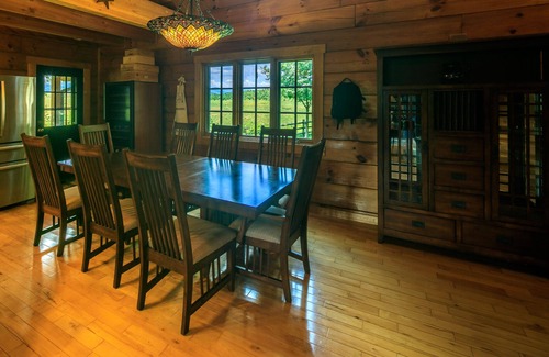 Boone House | Wildwind Cabin Amazing View - 5 Mins to Downtown Boone - Unwind & Relax