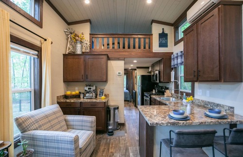 Tracy City Cabin | Wildwood Den at The Retreat at Water's Edge