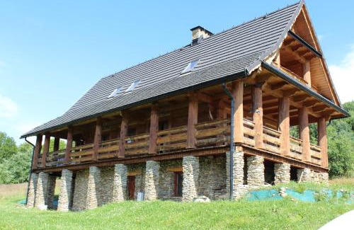 Ustrzyki Dolne Villa | Wilk u Drzwi