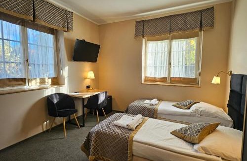 Klodzko Miasto Bed & Breakfast | Willa Kłodzko-Zacisze - sauna, siłownia, komnata solna, parking