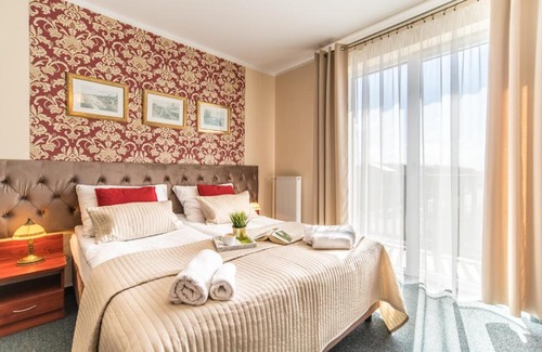 Miedzywodzie Resort | Willa Karmazynowa Przystań