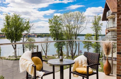 Ostroda Apartment | Willa Port Apartament Premium z widokiem na jezioro