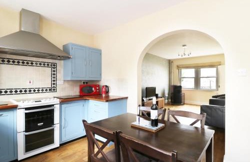 Holmrook House | William Court Cottage
